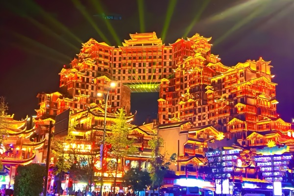 72 kỳ lầu là một khu phức hợp văn hóa du lịch