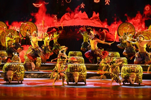 Show diễn Mị Lực tương tây