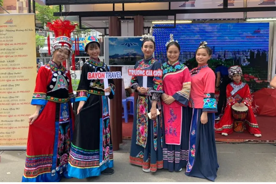 giới thiệu bayon travel